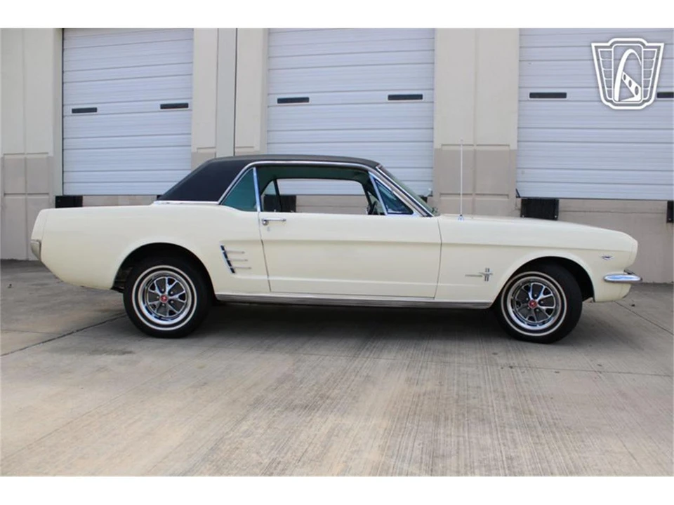 1966 Ford Mustang 1st Gen (1964.5-1966) - Image 17 of 31