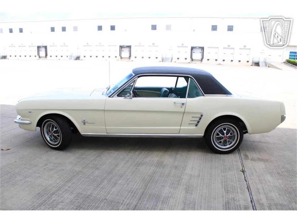 1966 Ford Mustang 1st Gen (1964.5-1966) - Image 3 of 31