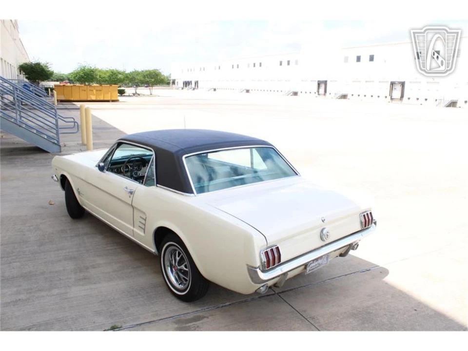1966 Ford Mustang 1st Gen (1964.5-1966) - Image 5 of 31
