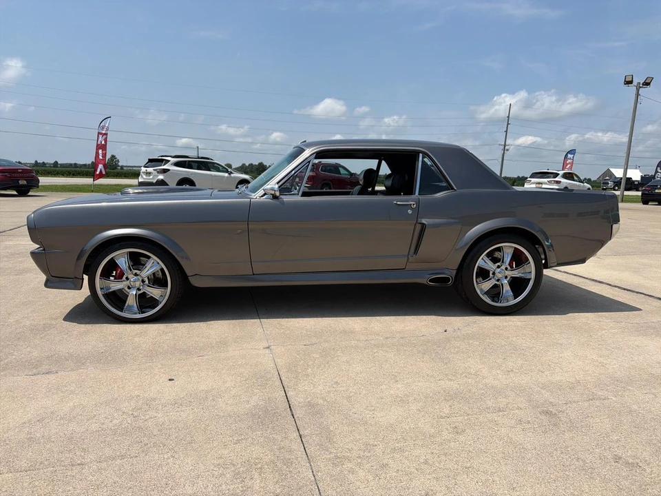 1966 Ford Mustang 1st Gen (1964.5-1966) - Image 2 of 31