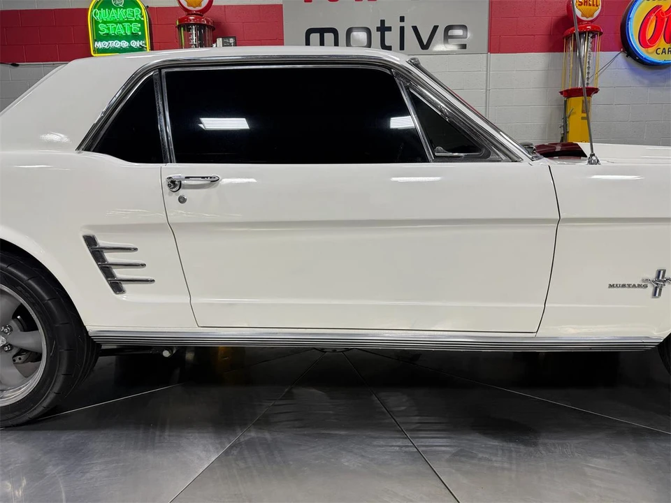 1966 Ford Mustang 1st Gen (1964.5-1966) - Image 29 of 31