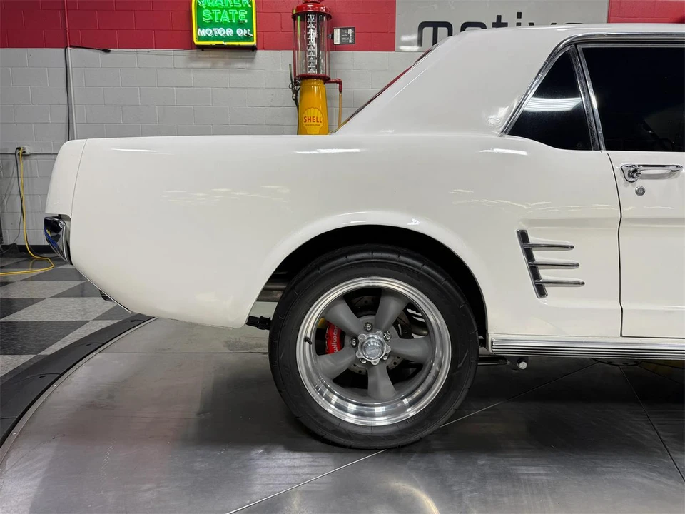 1966 Ford Mustang 1st Gen (1964.5-1966) - Image 30 of 31