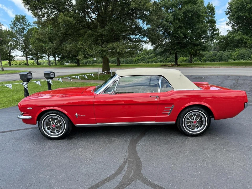 1966 Ford Mustang 1st Gen (1964.5-1966) - Image 11 of 29