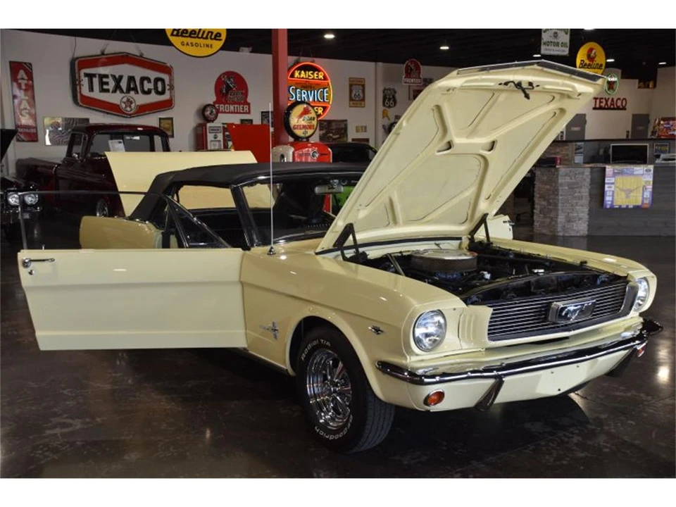 1966 Ford Mustang 1st Gen (1964.5-1966) - Image 10 of 31