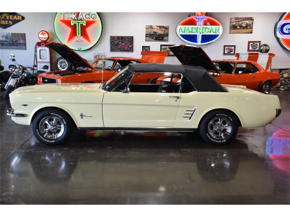 1966 Ford Mustang 1st Gen (1964.5-1966) - Image 5 of 31
