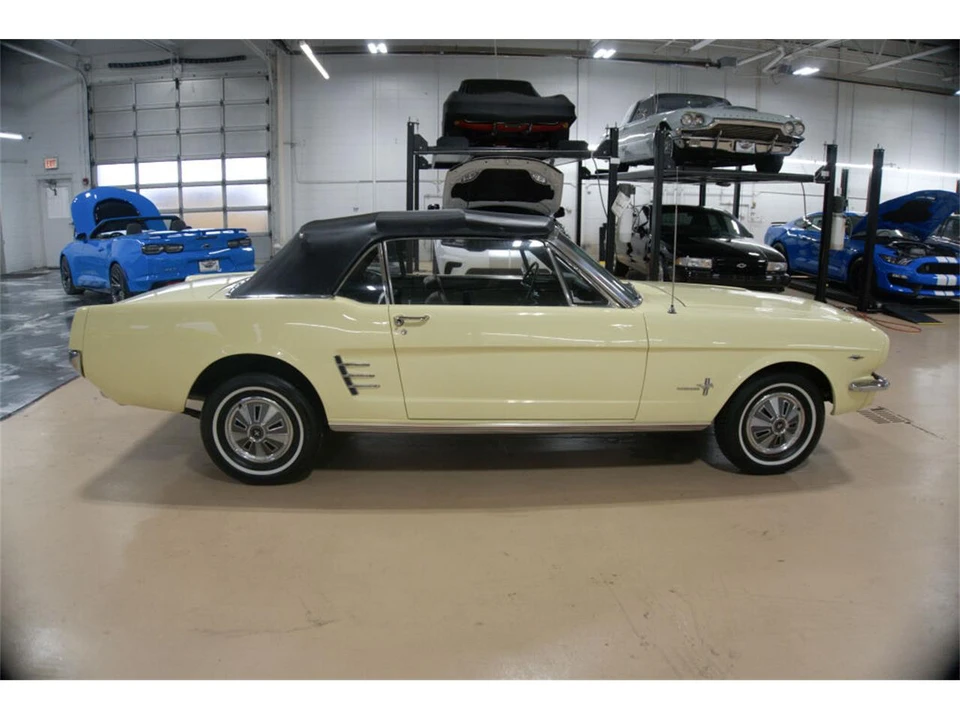 1966 Ford Mustang 1st Gen (1964.5-1966) - Image 7 of 31