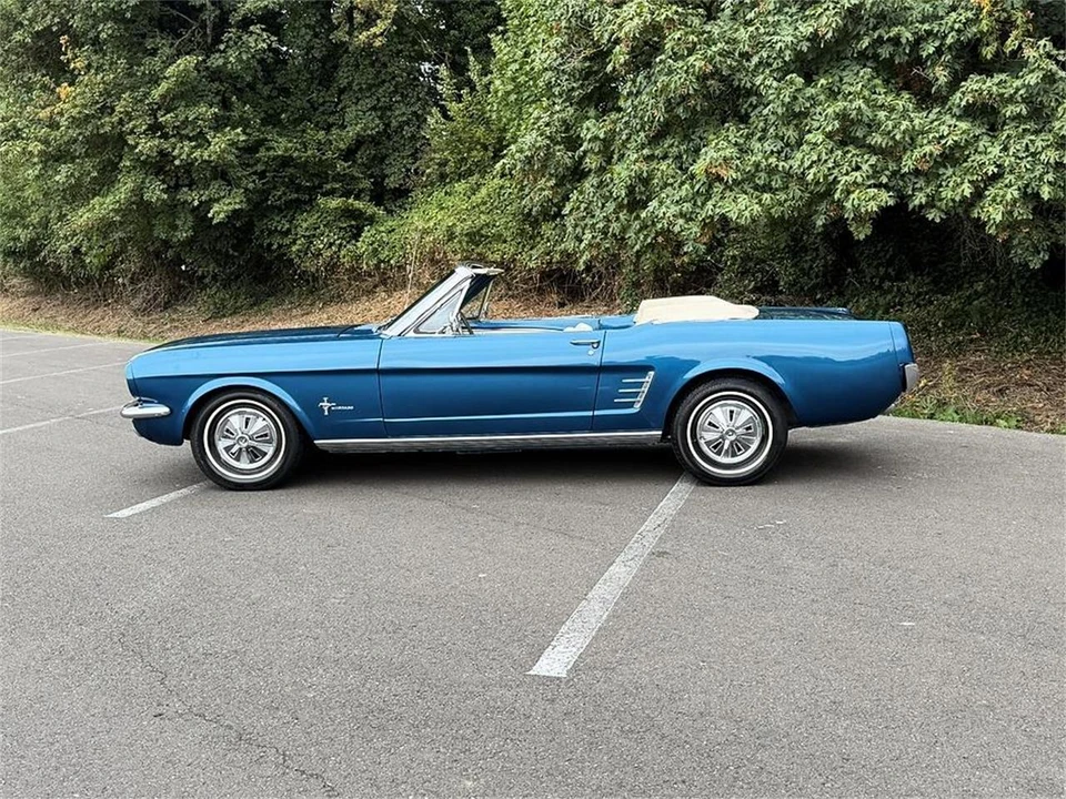 1966 Ford Mustang 1st Gen (1964.5-1966) - Image 2 of 31