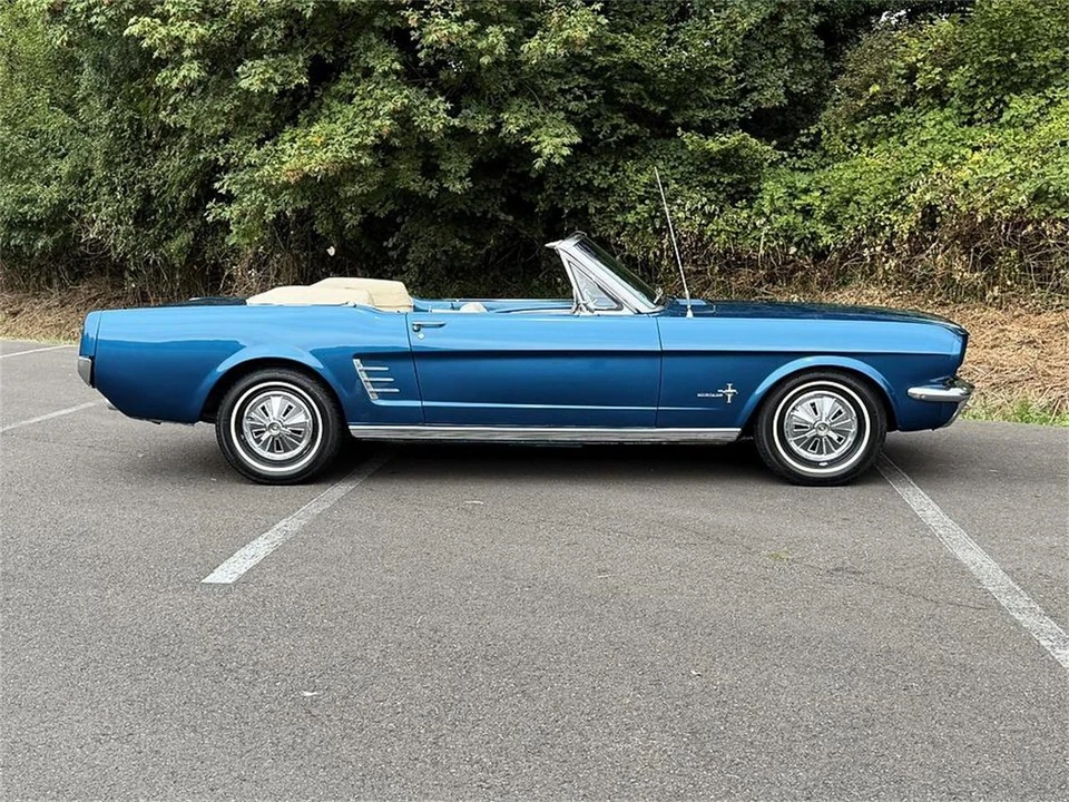 1966 Ford Mustang 1st Gen (1964.5-1966) - Image 6 of 31