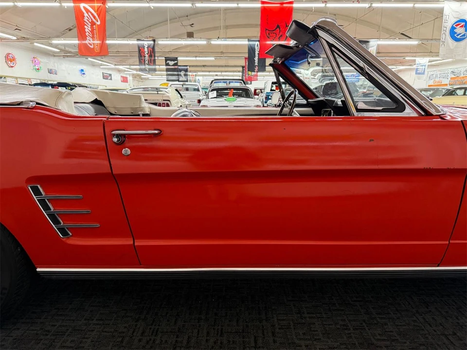 1966 Ford Mustang 1st Gen (1964.5-1966) - Image 26 of 31