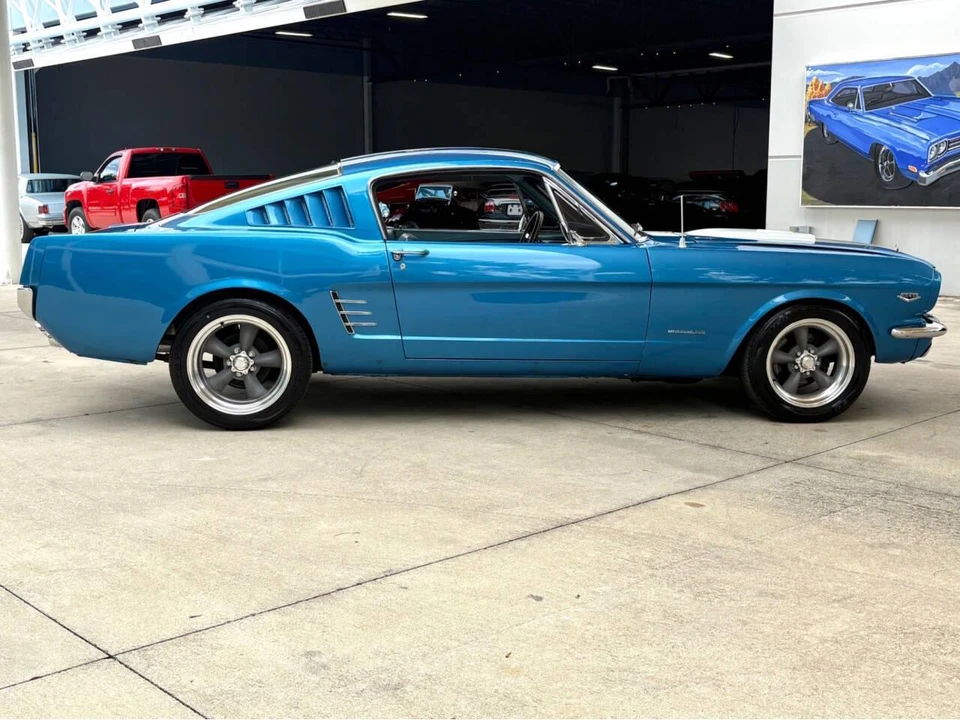 1966 Ford Mustang 1st Gen (1964.5-1966) - Image 5 of 31
