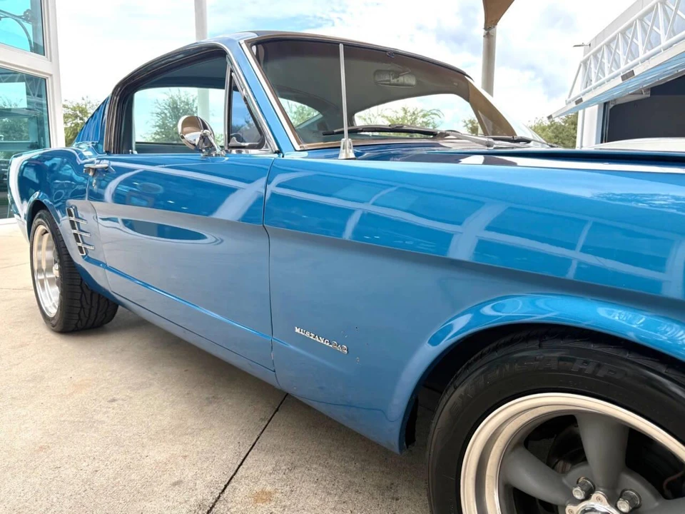 1966 Ford Mustang 1st Gen (1964.5-1966) - Image 18 of 31