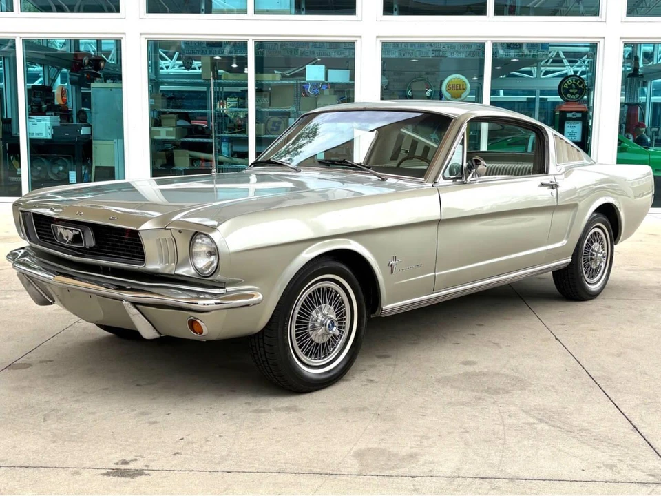 1966 Ford Mustang 1st Gen (1964.5-1966) - Image 11 of 31