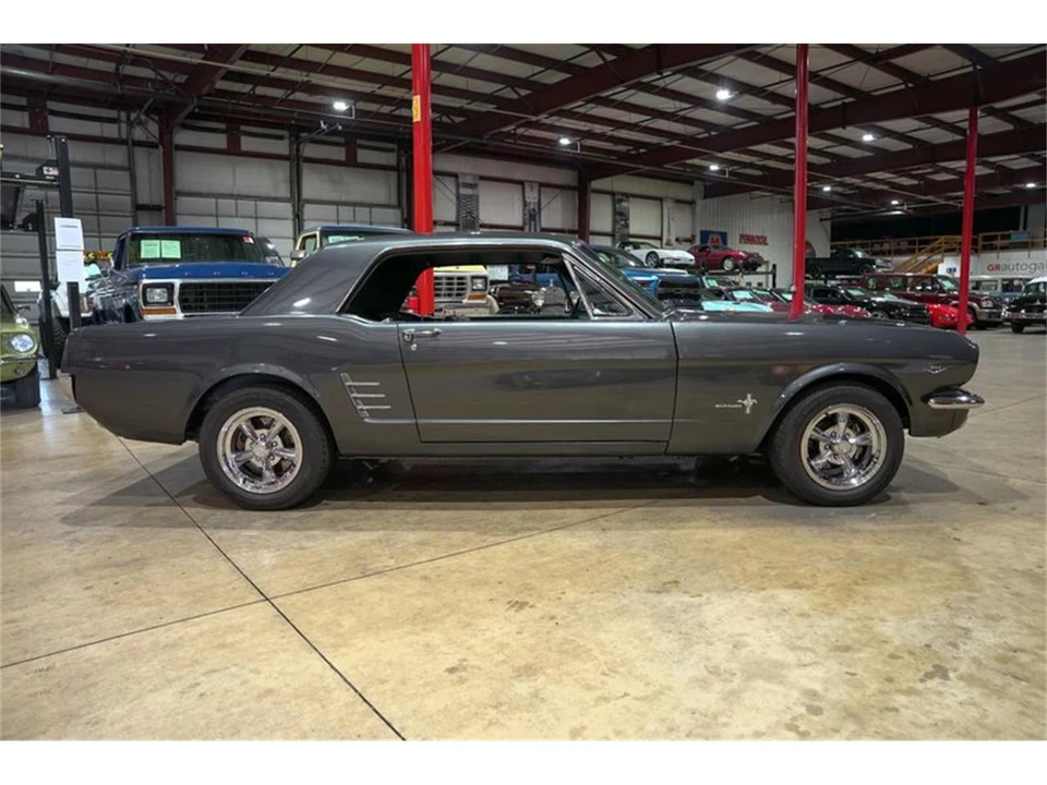 1966 Ford Mustang 1st Gen (1964.5-1966) - Image 10 of 31