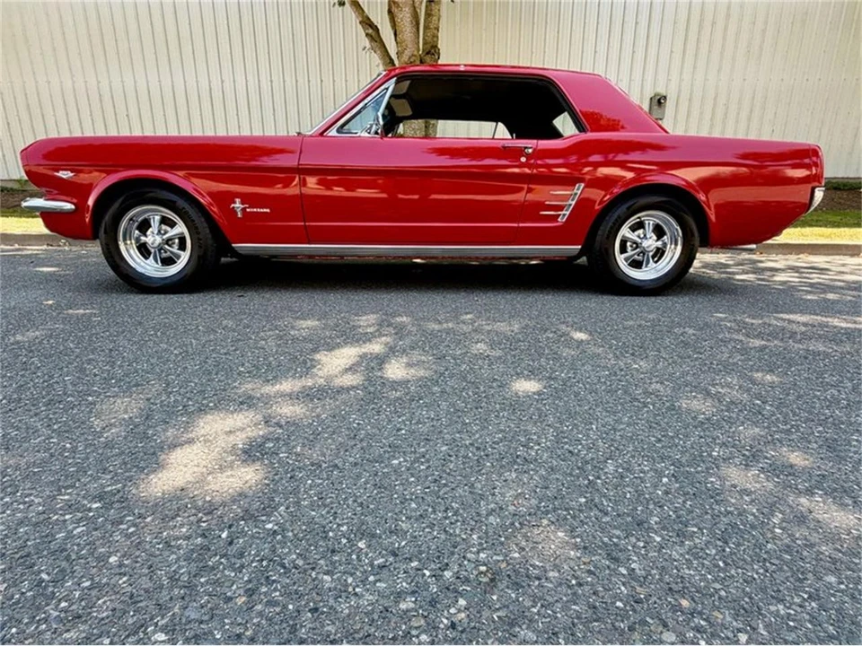 1966 Ford Mustang 1st Gen (1964.5-1966) - Image 29 of 31