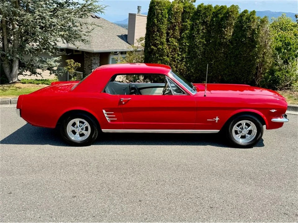 1966 Ford Mustang 1st Gen (1964.5-1966) - Image 28 of 31