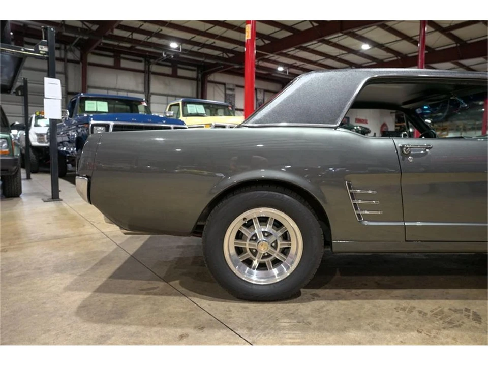 1966 Ford Mustang 1st Gen (1964.5-1966) - Image 9 of 31