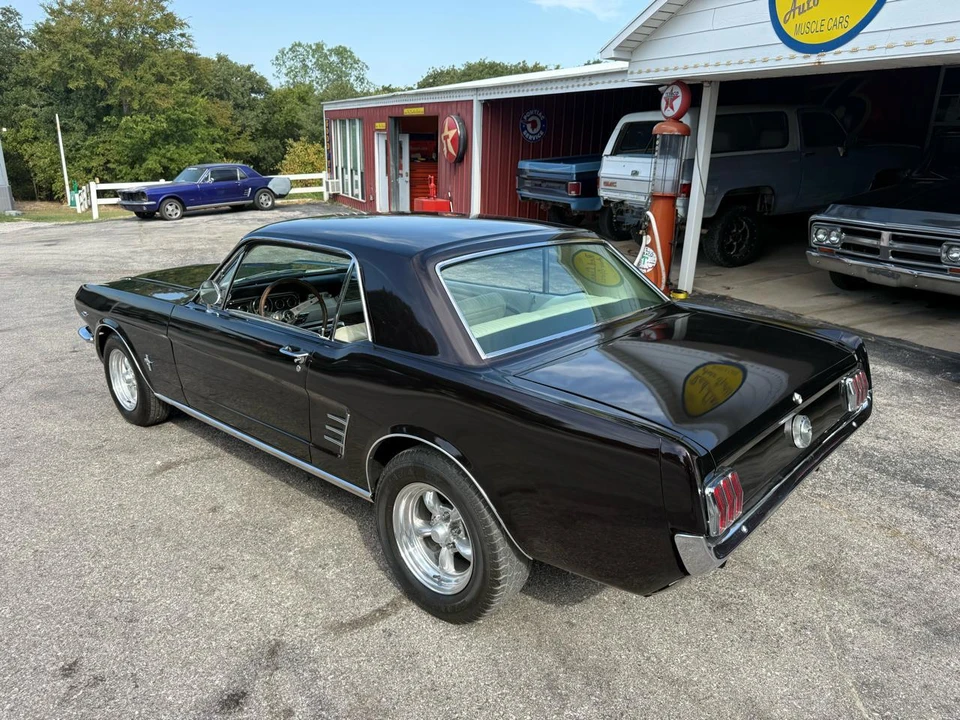 1966 Ford Mustang 1st Gen (1964.5-1966) - Image 5 of 31