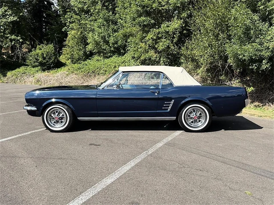 1966 Ford Mustang 1st Gen (1964.5-1966) - Image 2 of 31