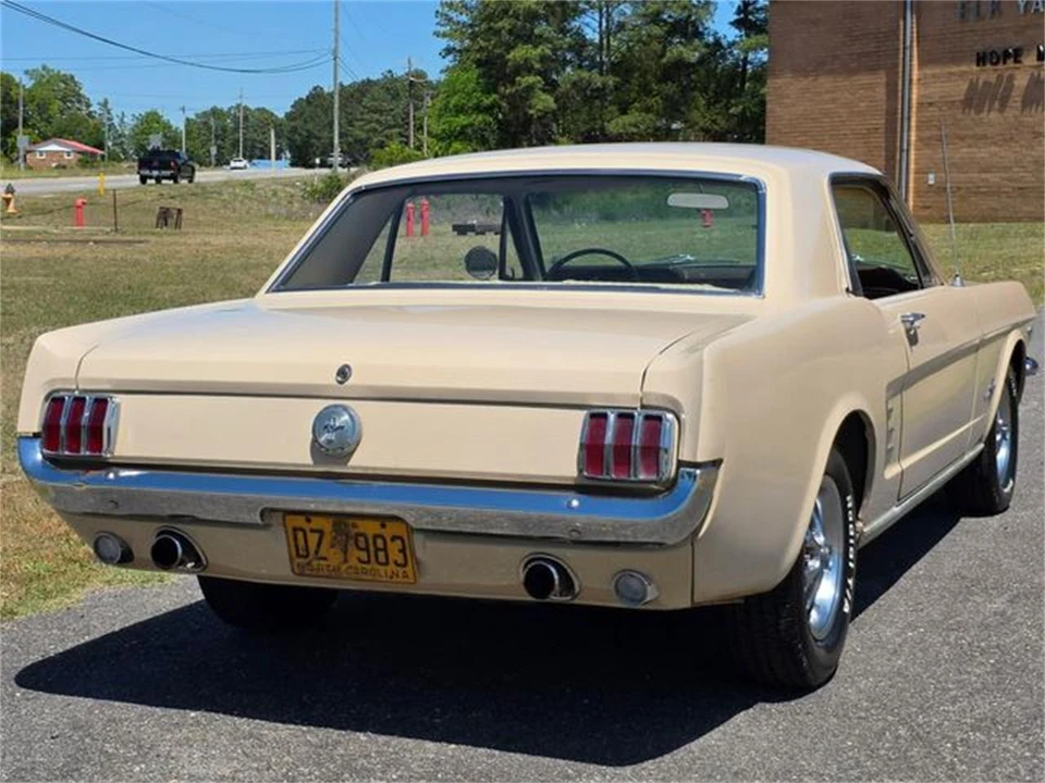 1966 Ford Mustang 1st Gen (1964.5-1966) - Image 8 of 31