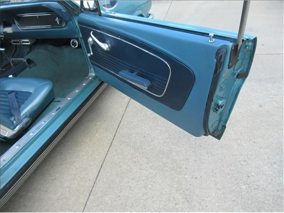 1966 Ford Mustang 1st Gen (1964.5-1966) - Image 13 of 31