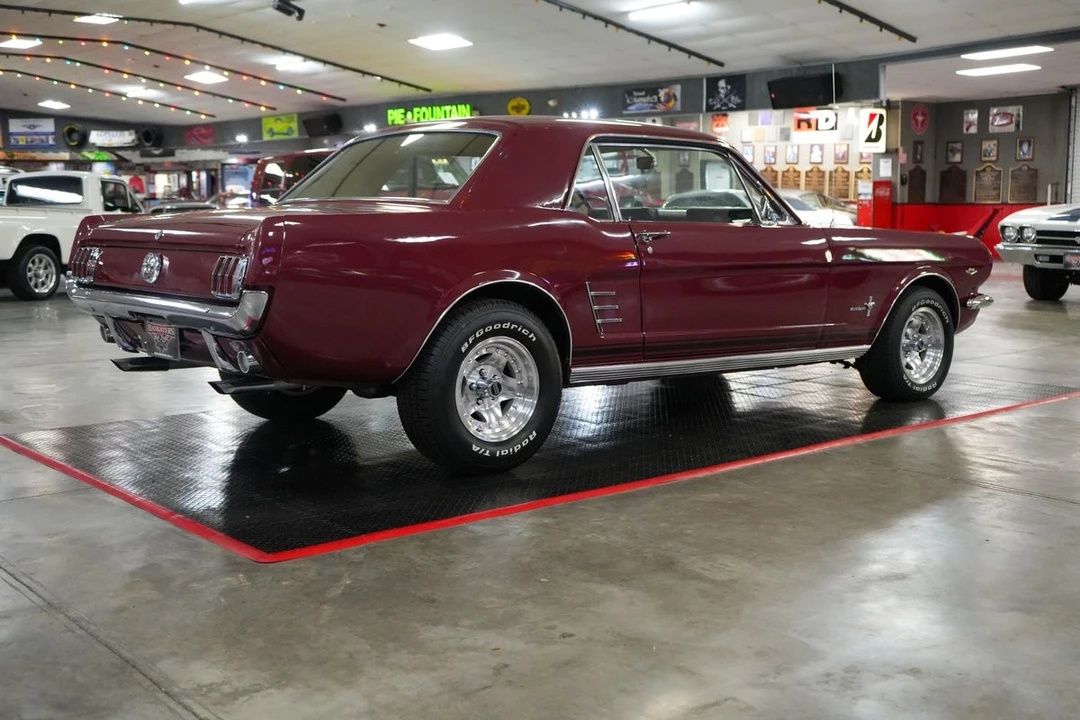 1966 Ford Mustang 1st Gen (1964.5-1966) - Image 23 of 31