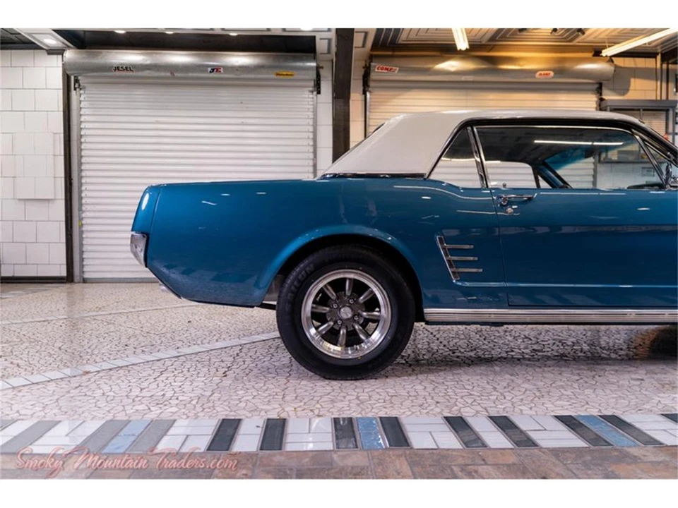 1966 Ford Mustang 1st Gen (1964.5-1966) - Image 17 of 31