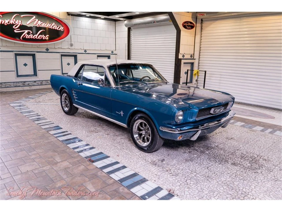 1966 Ford Mustang 1st Gen (1964.5-1966) - Image 2 of 31