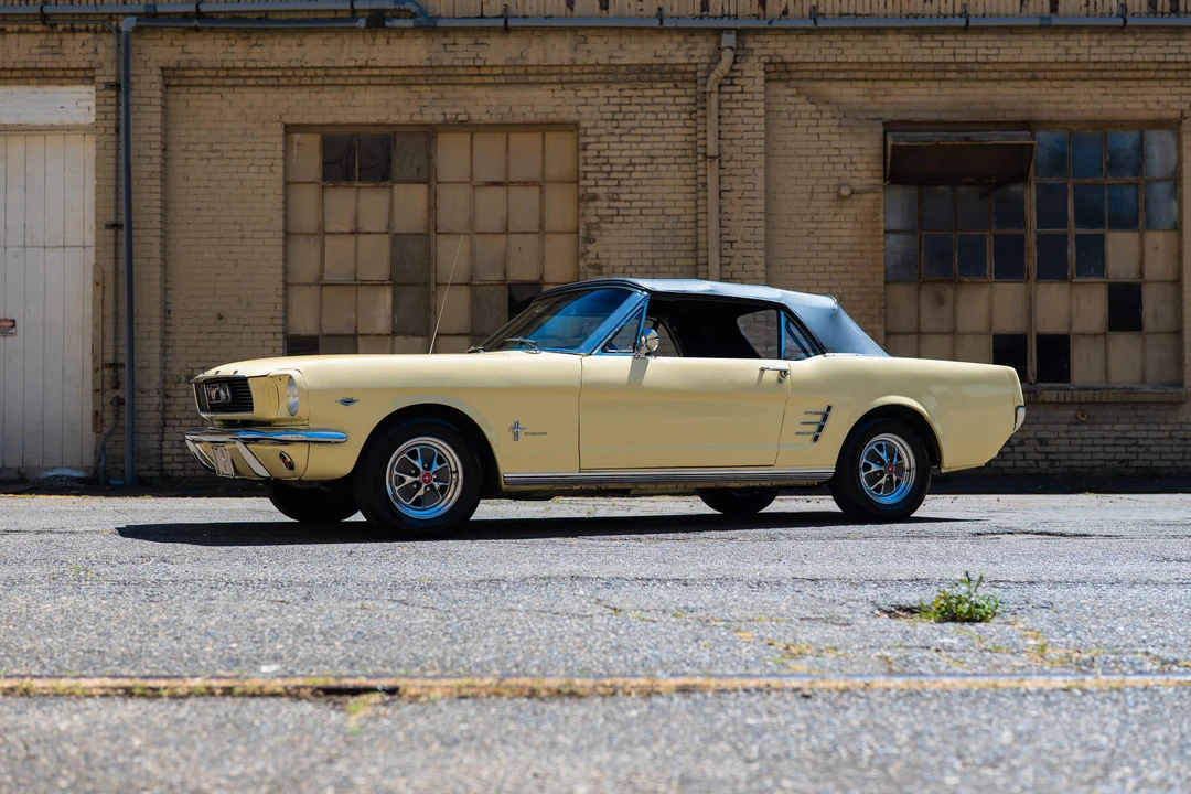 1966 Ford Mustang 1st Gen (1964.5-1966) - Image 20 of 31