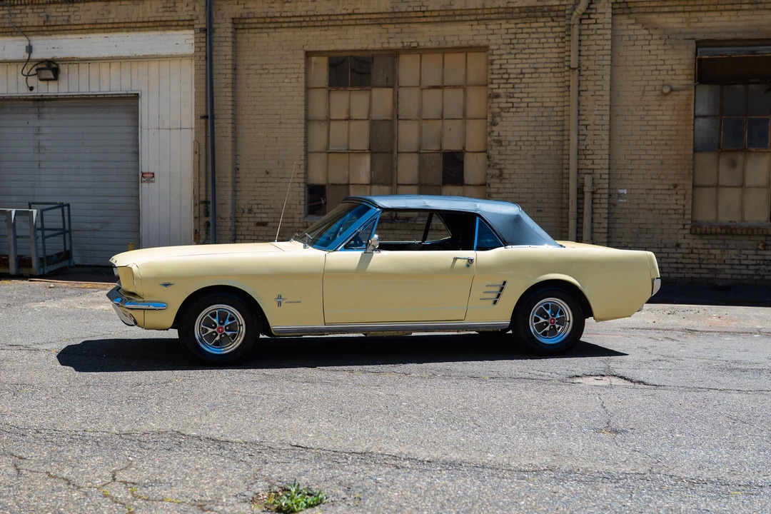 1966 Ford Mustang 1st Gen (1964.5-1966) - Image 21 of 31