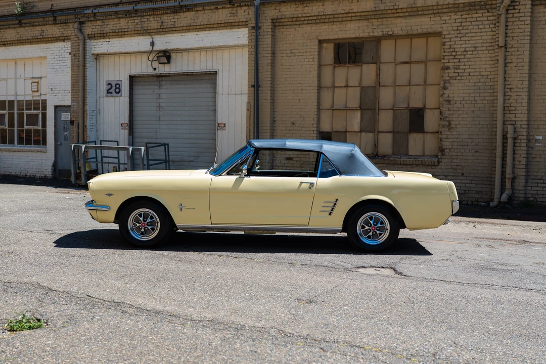 1966 Ford Mustang 1st Gen (1964.5-1966) - Image 23 of 31