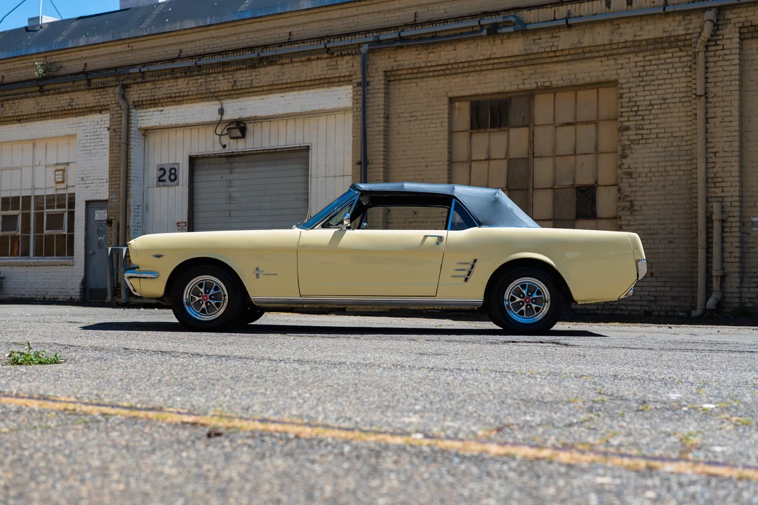 1966 Ford Mustang 1st Gen (1964.5-1966) - Image 24 of 31