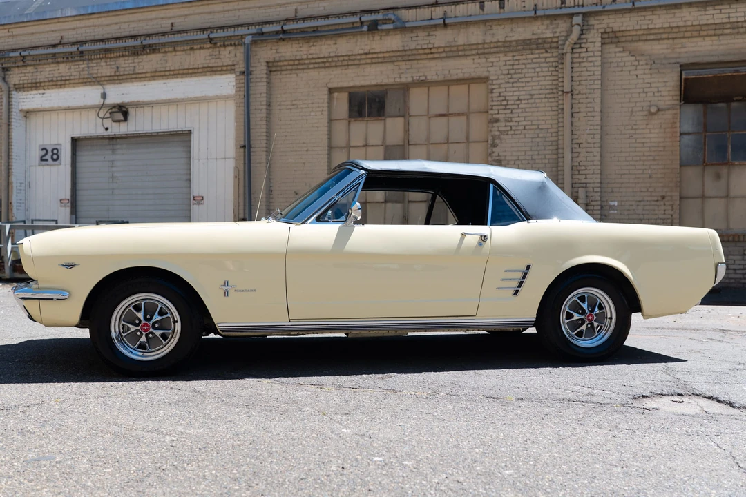 1966 Ford Mustang 1st Gen (1964.5-1966) - Image 12 of 31