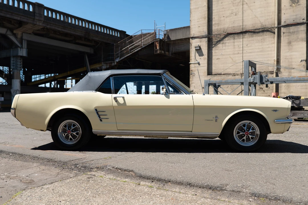 1966 Ford Mustang 1st Gen (1964.5-1966) - Image 5 of 31