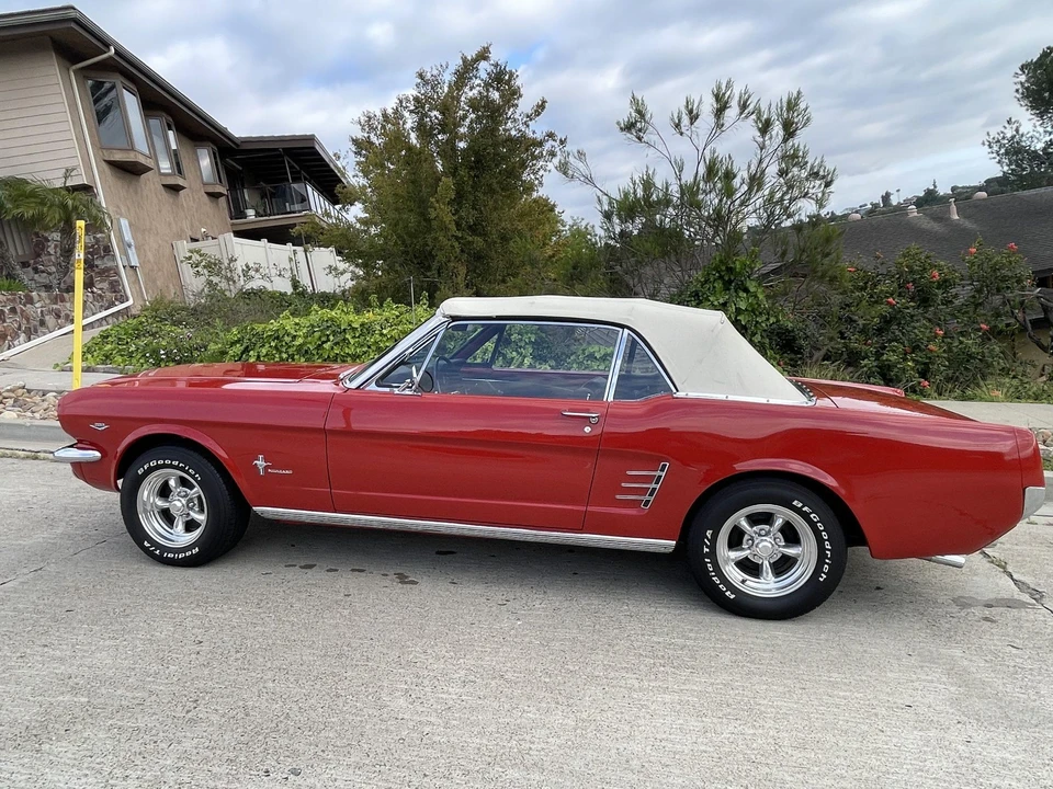 1966 Ford Mustang 1st Gen (1964.5-1966) - Image 4 of 31