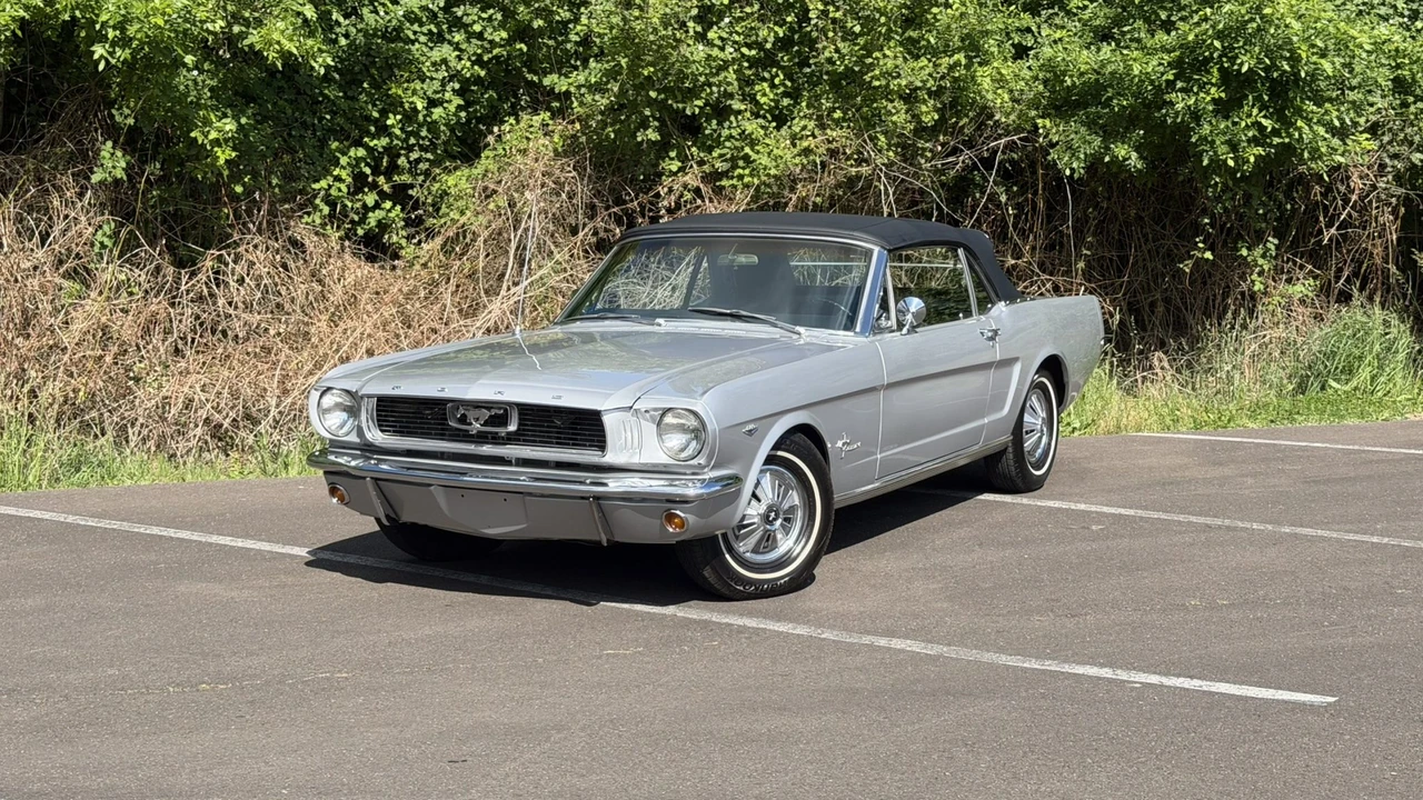 1966 Ford - Image 10 of 31
