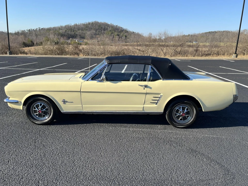 1966 Ford Mustang 1st Gen (1964.5-1966) - Image 15 of 31