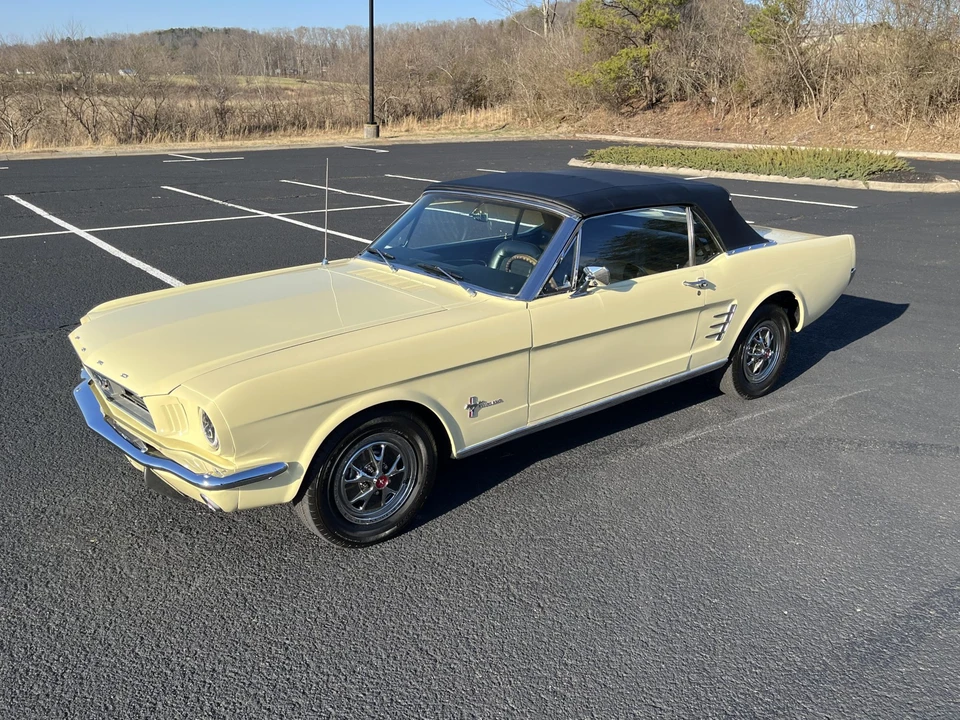 1966 Ford Mustang 1st Gen (1964.5-1966) - Image 10 of 31