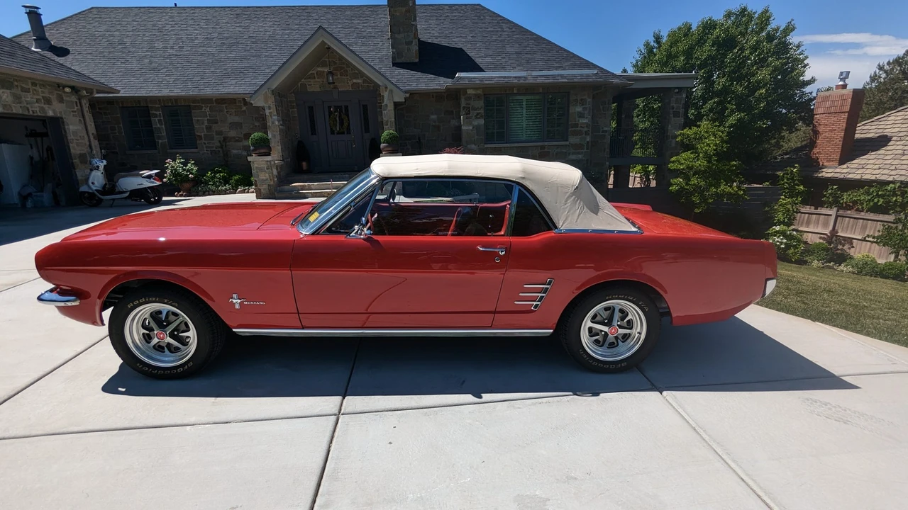 1966 Ford Mustang 1st Gen (1964.5-1966) - Image 25 of 31