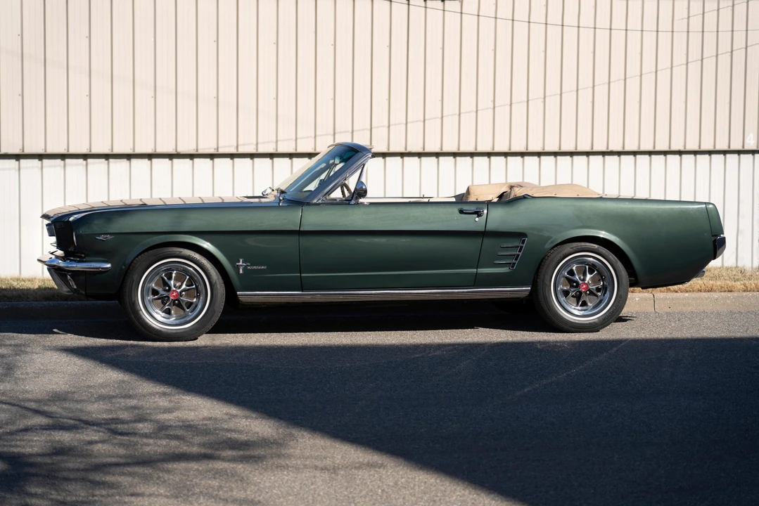 1966 Ford Mustang 1st Gen (1964.5-1966) - Image 5 of 31
