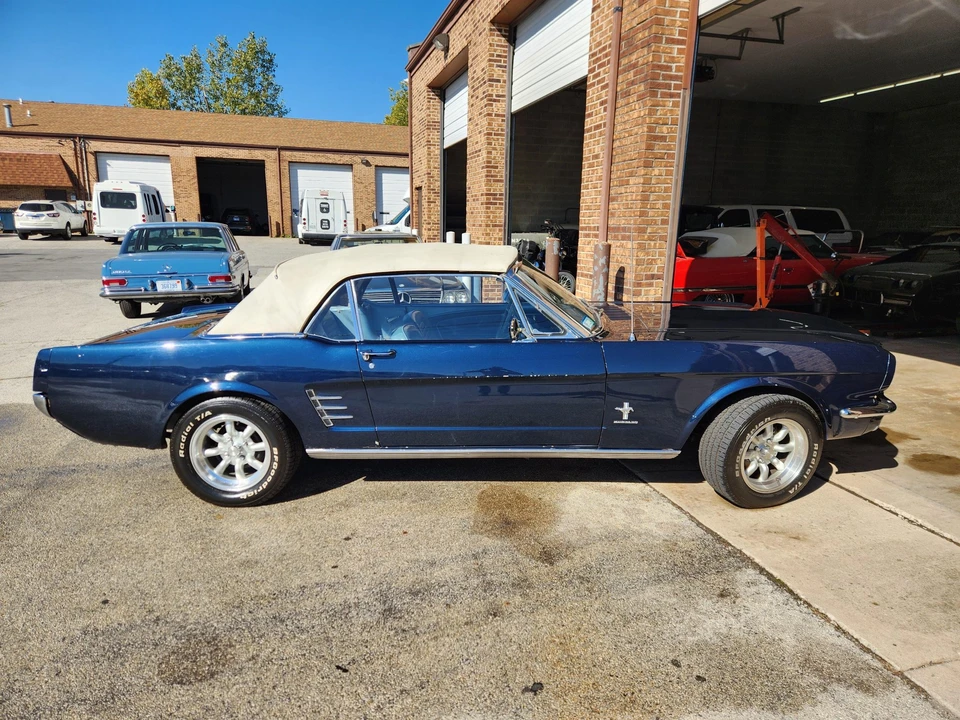 1966 Ford Mustang 1st Gen (1964.5-1966) - Image 8 of 31