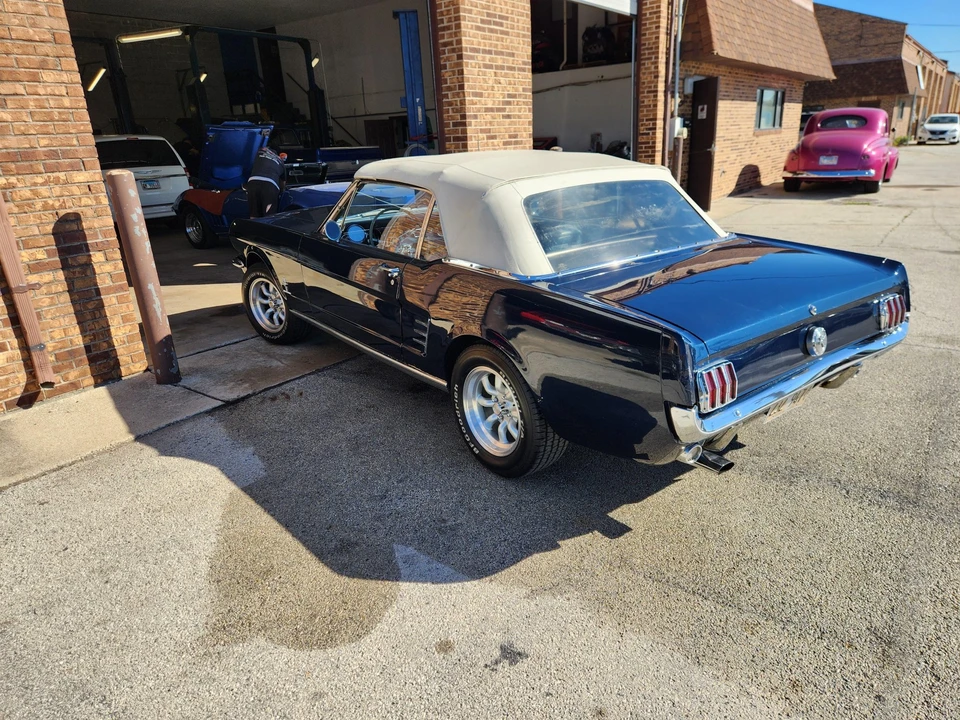 1966 Ford Mustang 1st Gen (1964.5-1966) - Image 5 of 31