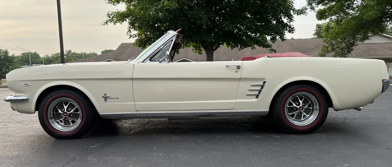 1966 Ford Mustang 1st Gen (1964.5-1966) - Image 10 of 31