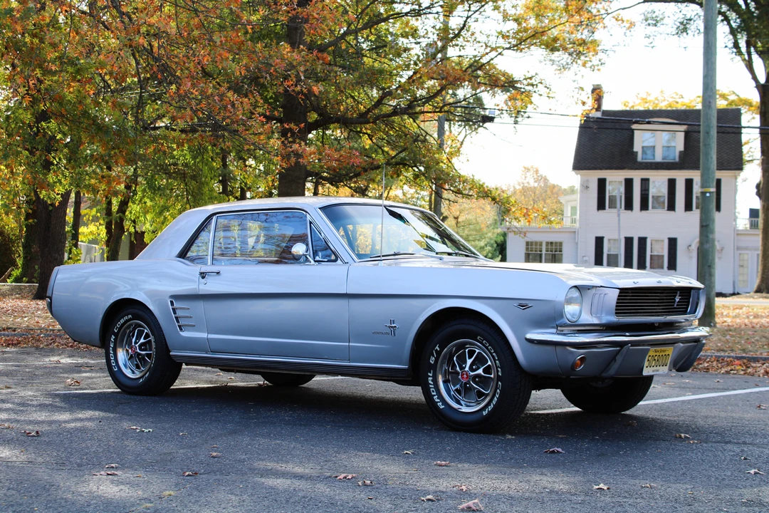 1966 Ford Mustang 1st Gen (1964.5-1966) - Image 5 of 31