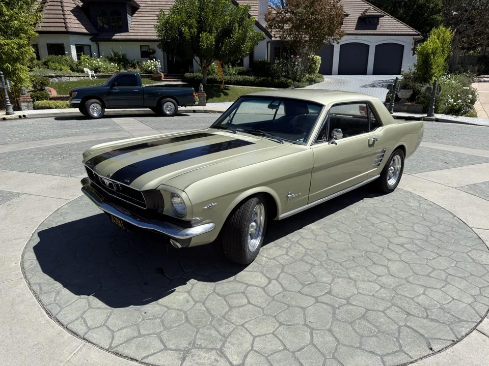1966 Ford Mustang 1st Gen (1964.5-1966) - Image 2 of 31
