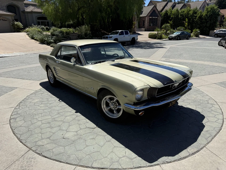 1966 Ford Mustang 1st Gen (1964.5-1966) - Image 9 of 31