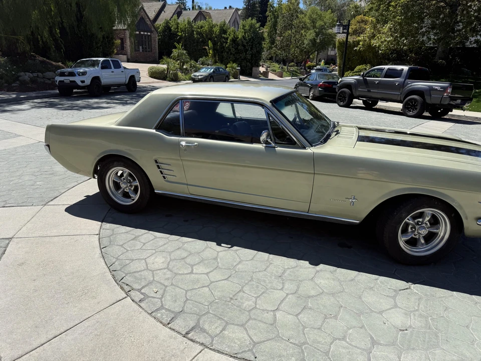 1966 Ford Mustang 1st Gen (1964.5-1966) - Image 21 of 31
