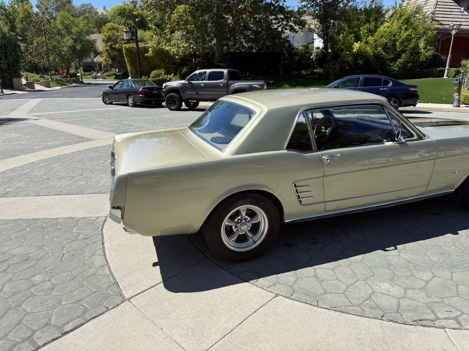 1966 Ford Mustang 1st Gen (1964.5-1966) - Image 25 of 31