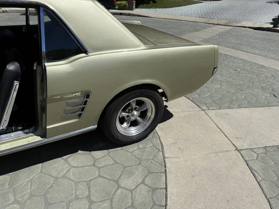 1966 Ford Mustang 1st Gen (1964.5-1966) - Image 27 of 31