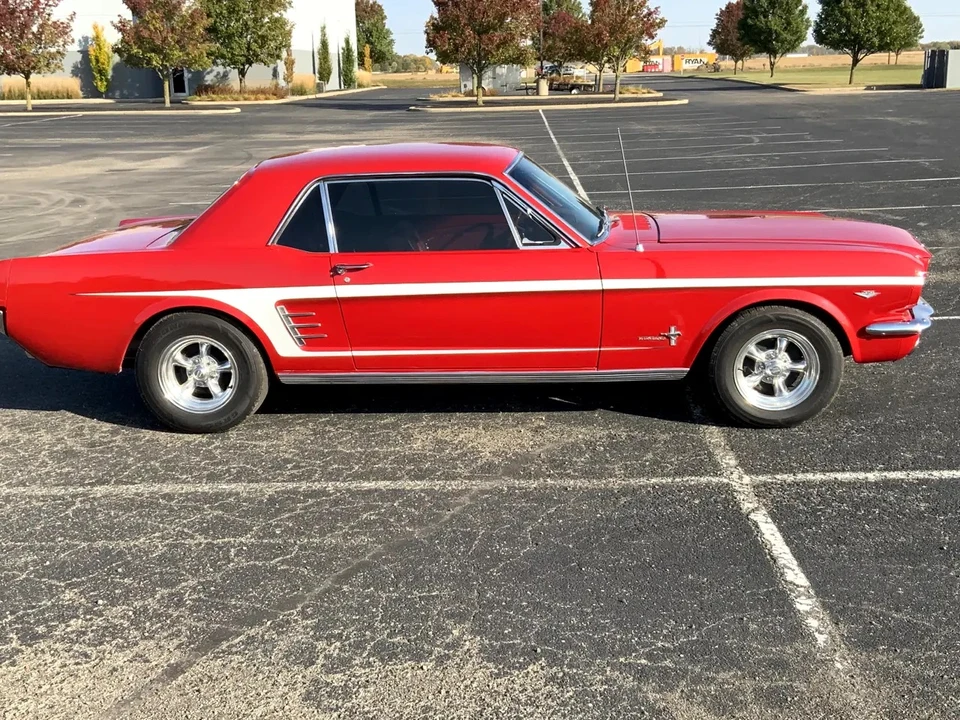 1966 Ford Mustang 1st Gen (1964.5-1966) - Image 11 of 31