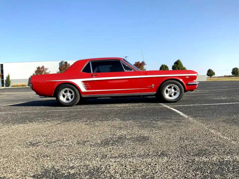 1966 Ford Mustang 1st Gen (1964.5-1966) - Image 10 of 31